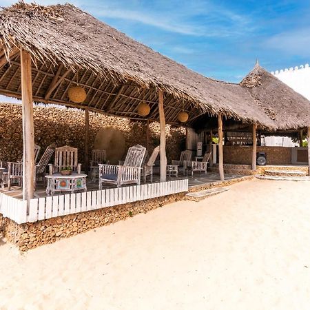 Готель Jumbo Club Ватаму Екстер'єр фото
