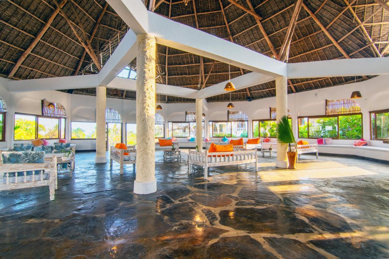 Готель Jumbo Club Ватаму Екстер'єр фото